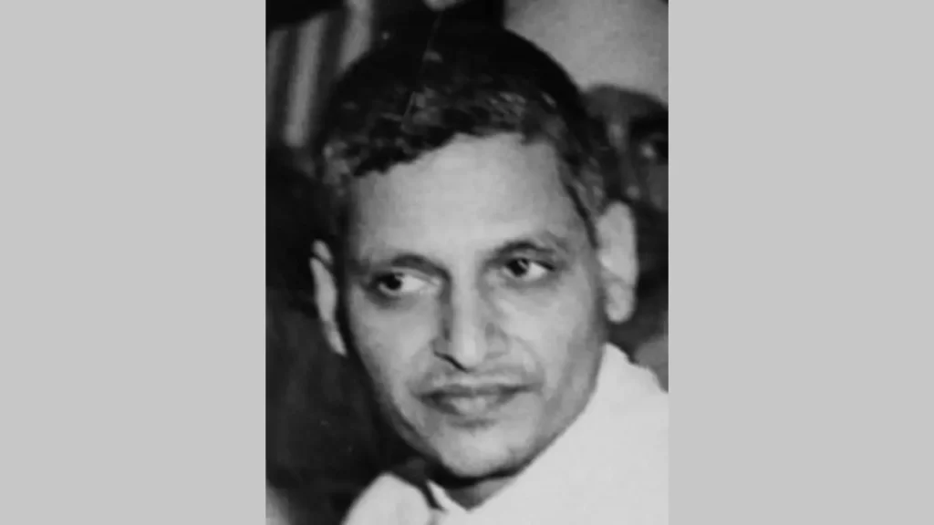 Nathuram Godse Must Die by Bharat Dabholkar: Nayi Soch ya Itihaas ka Galat Chitran?